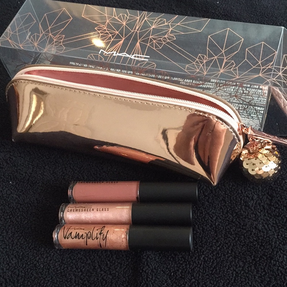Mac Holiday Set